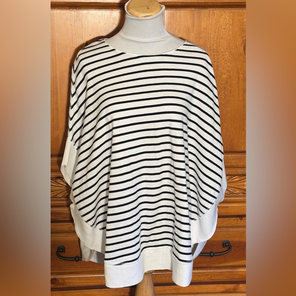 Elegant Striped Women's Poncho